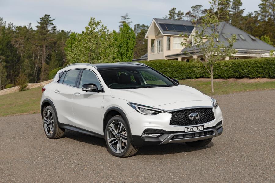  Infiniti QX30 2.0t AWD Sport 2018 года  (AU) (фото 13 из 34)